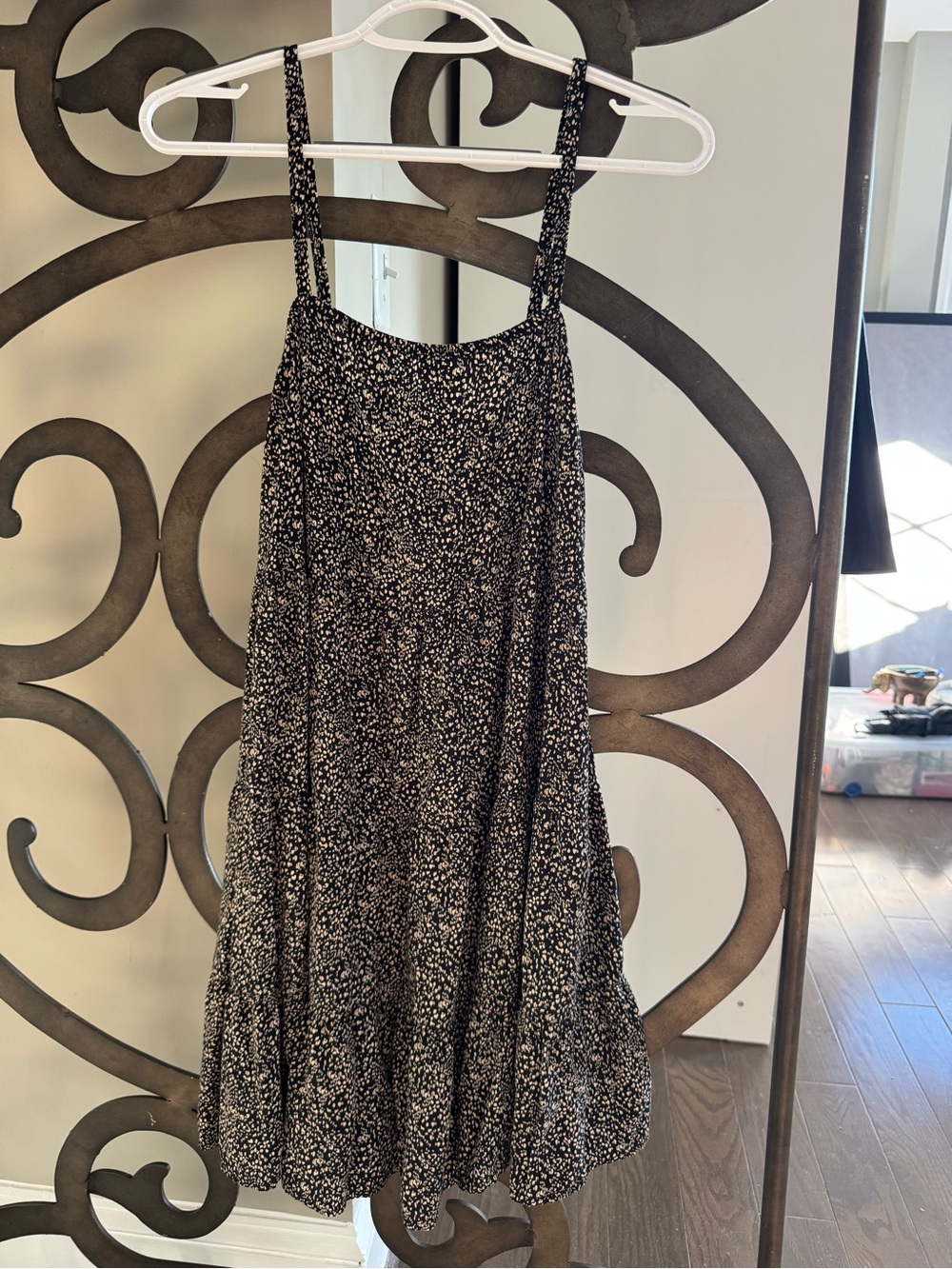 Old Navy 3 tier speckled sundress w/ pockets!